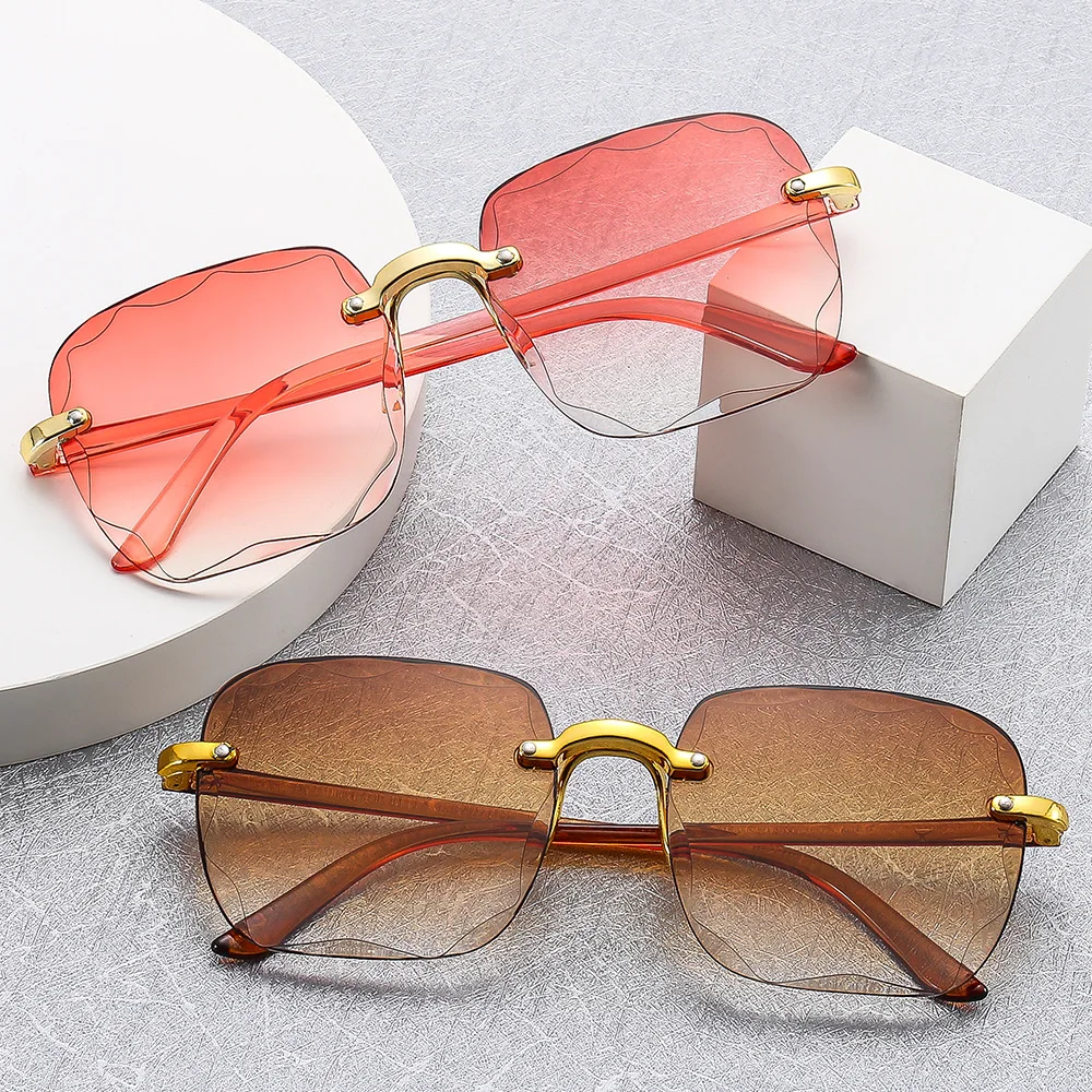 スクエア型リムレスサングラス レディース ラグジュアリーブラ - Men'S Fashion Rimless Glasses のレビューと価格