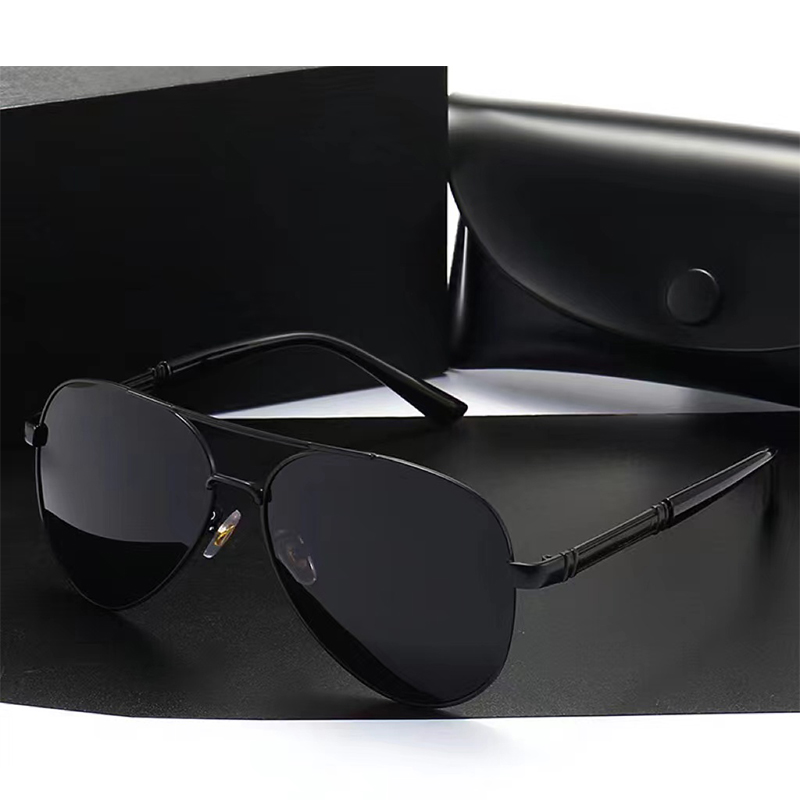 高級感あふれるメンズ偏光メタルサングラス。運転用としても最適 - Men'S Fashion Luxury Brands のレビューと価格