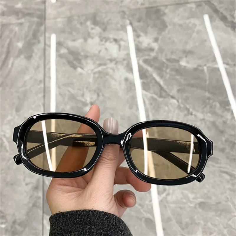 高品質なスクエア型サングラス。男女兼用。ヴィンテージファッシ - Men'S Fashion Glasses のレビューと価格