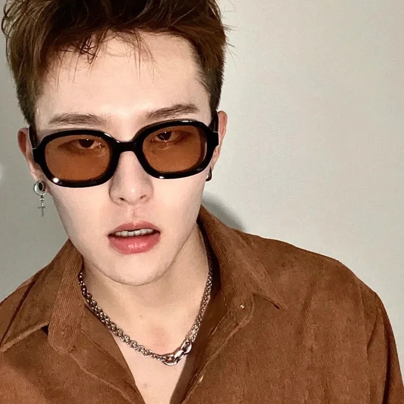 高品質なスクエア型サングラス。男女兼用。ヴィンテージファッシ - Men'S Fashion Glasses のレビューと価格